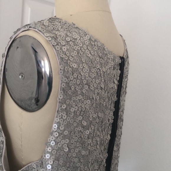 Vince Camuto sequins top. - Picture 3 of 9